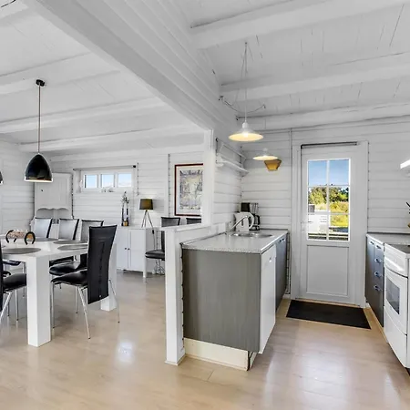 Aika - 500m From The Sea In Western Jutland By Interhome Ferienhaus Lakolk